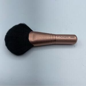 MAC 140Ses Rose Gold Glitter Bronzer Brush Limited Edition Holiday Set